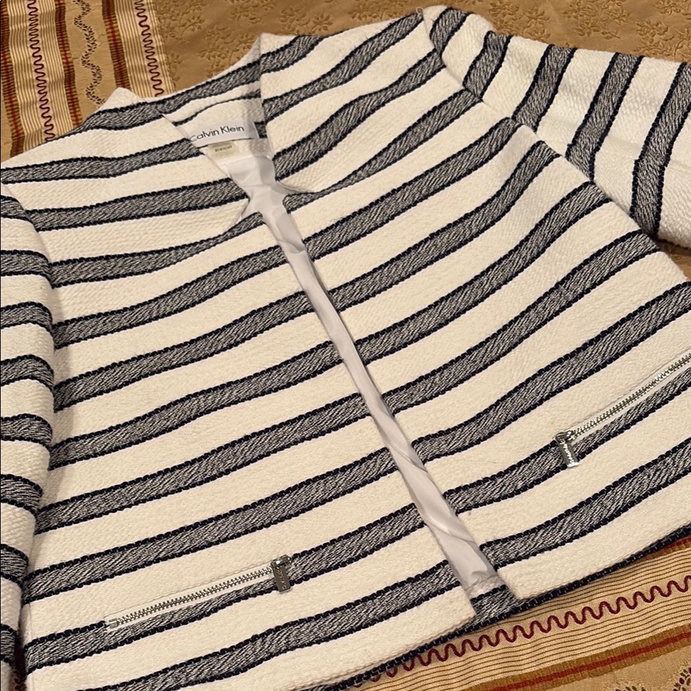 NWT Calvin Klein Black & White Striped Blazer, Cotton Blend, Zipper Pockets, 4P